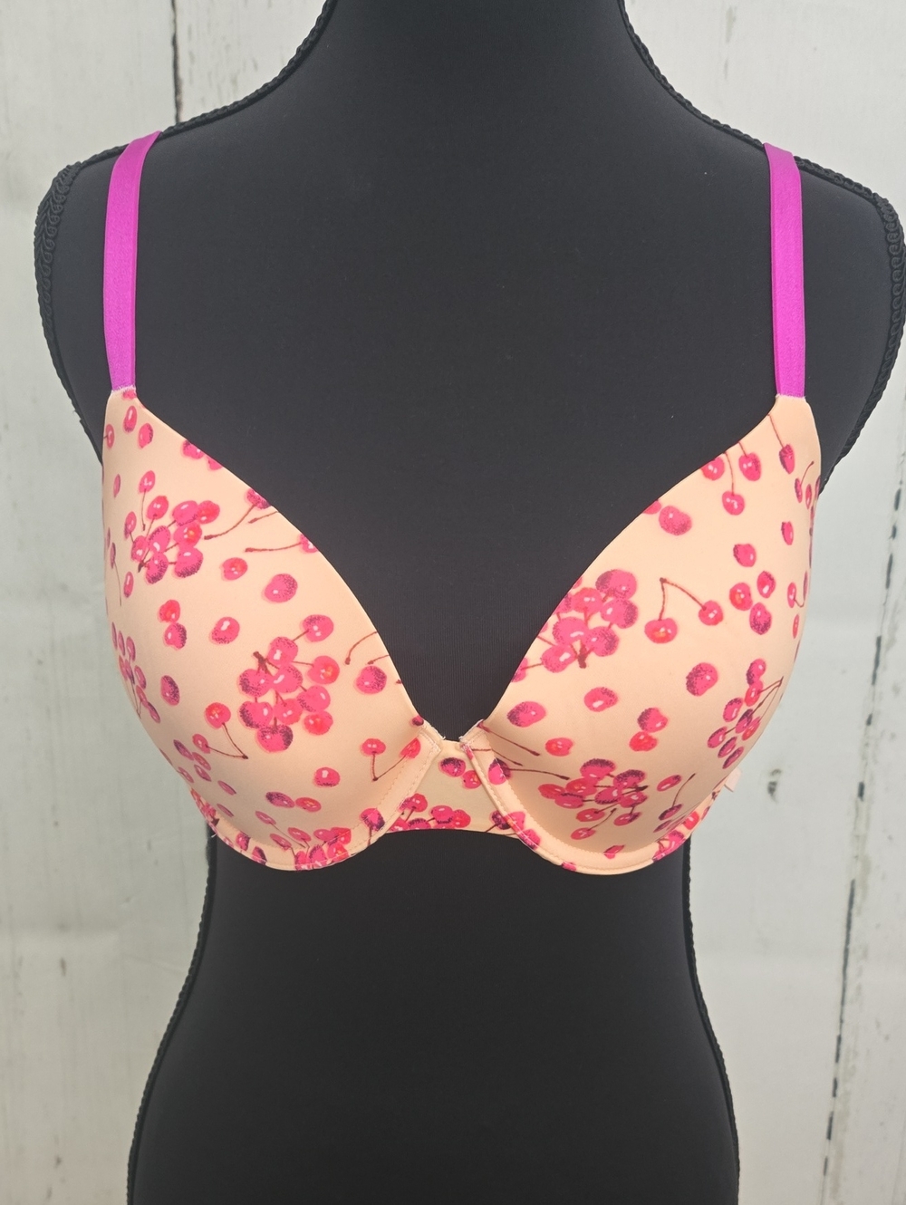 Victoria Secret Women's Pink Cherries Push-Up Bra 32DD